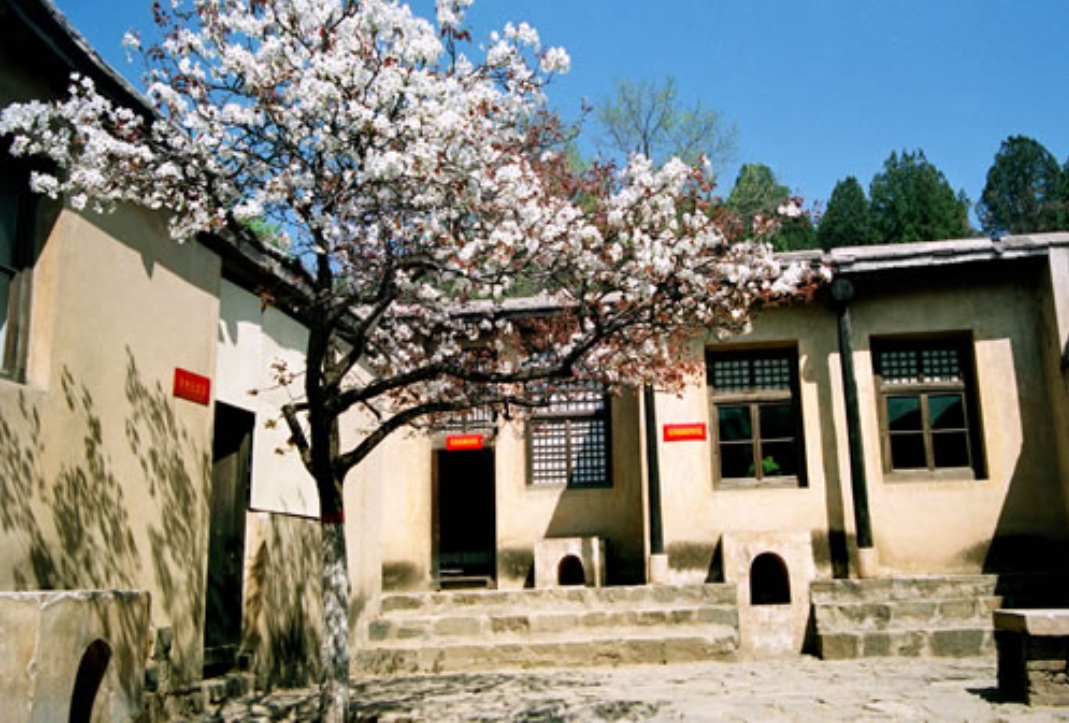 旧址-毛泽东故居.jpg